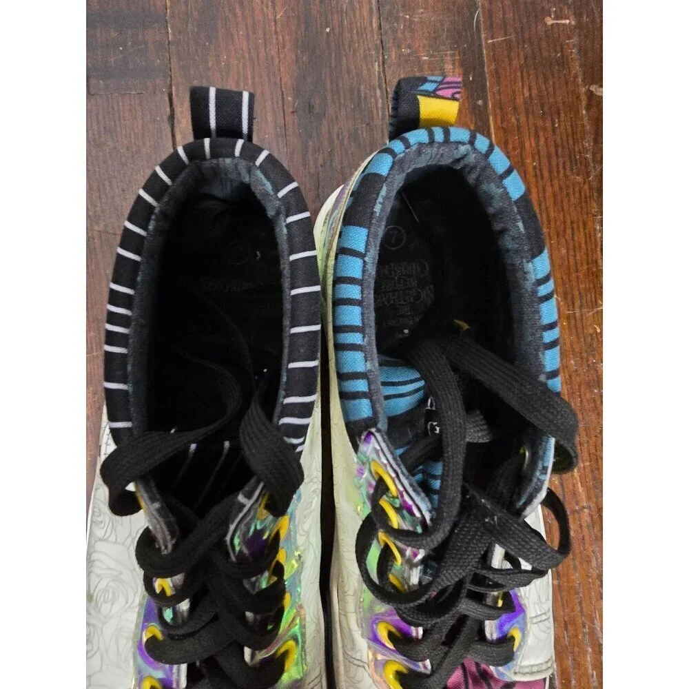 Disney Nightmare Before Christmas Mid Sneaker Jack Skellington Sally